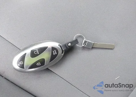 2024 Hyundai Elantra Sel from USA, damaged, VIN KMHLM4DG6RU744302